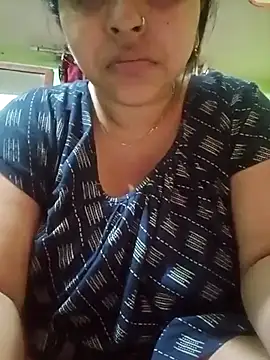 Snapshot of Payel-sharma chatting on 03/16/25, 02:43 Payel-sharma online show from 03/16/25, 02:43