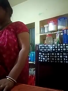 Snapshot of Payel-sharma chatting on 03/04/25, 04:20 Payel-sharma online show from 03/04/25, 04:20