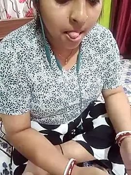 Snapshot of Payel-sharma chatting on 03/19/25, 09:06 Payel-sharma online show from 03/19/25, 09:06