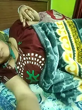 Snapshot of Payel-sharma chatting on 02/13/25, 10:12 Payel-sharma online show from 02/13/25, 10:12