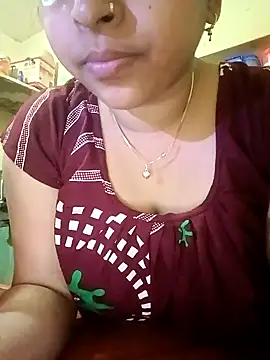 Snapshot of Payel-sharma chatting on 02/13/25, 07:03 Payel-sharma online show from 02/13/25, 07:03