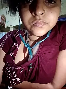 Snapshot of Payel-sharma chatting on 03/07/25, 08:02 Payel-sharma online show from 03/07/25, 08:02