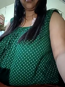 Snapshot of Payel-sharma chatting on 02/23/25, 07:55 Payel-sharma online show from 02/23/25, 07:55