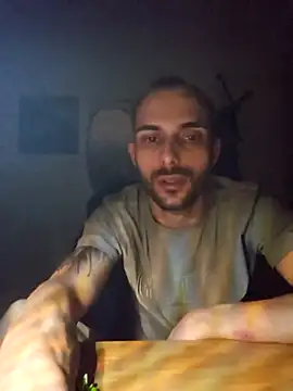 Snapshot of denisxlRo chatting on 01/11/26, 01:12 denisxlRo online show from 01/11/26, 01:12