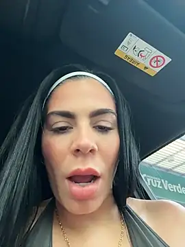 valecruz903 online show from 02/12/26, 03:45