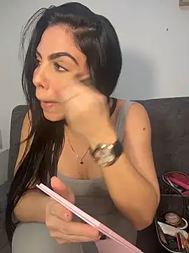 valecruz903 online show from 11/15/25, 11:09