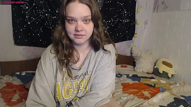 Snapshot of darling_tony chatting on 12/16/25, 06:01 darling tony online show from 12/16/25, 06:01