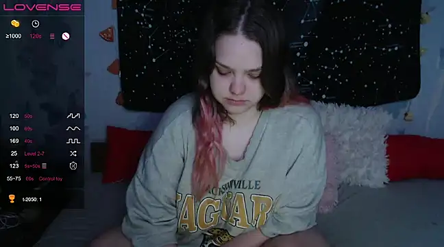 Snapshot of darling_tony chatting on 01/31/25, 04:27 darling tony online show from 01/31/25, 04:27