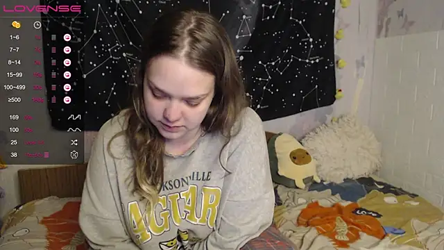 Snapshot of darling_tony chatting on 12/18/25, 01:15 darling tony online show from 12/18/25, 01:15