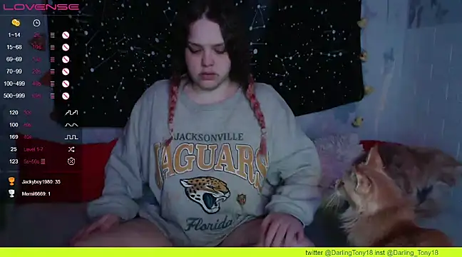 Snapshot of darling_tony chatting on 02/06/25, 12:54 darling tony online show from 02/06/25, 12:54