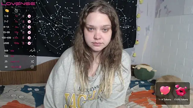 Snapshot of darling_tony chatting on 10/25/25, 02:50 darling tony online show from 10/25/25, 02:50