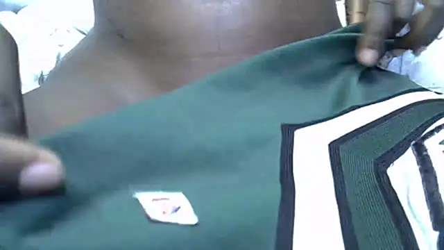 Snapshot of EbonyVallerin chatting on 02/05/26, 02:18 EbonyVallerin online show from 02/05/26, 02:18