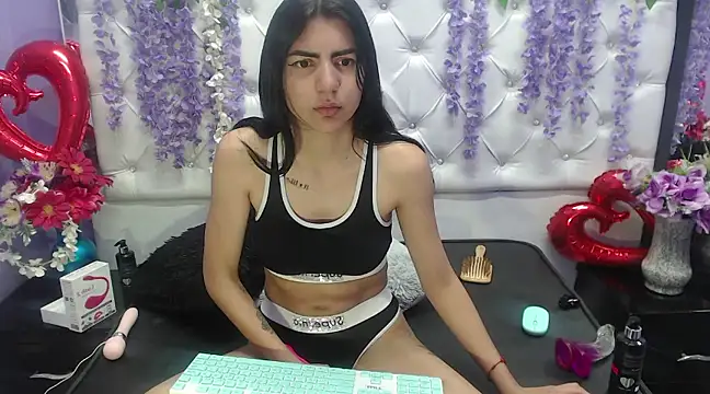 Snapshot of IsisRouse chatting on 02/27/25, 10:11 IsisRouse online show from 02/27/25, 10:11