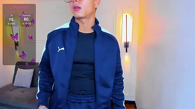 Paradise boy s online show from 12/04/25, 04:28