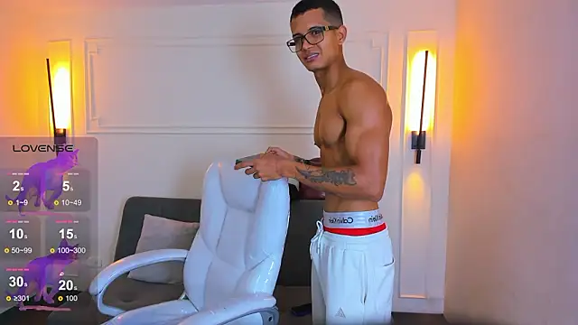 Paradise boy s online show from 02/07/26, 01:08