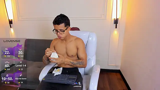 Paradise boy s online show from 03/21/26, 02:32