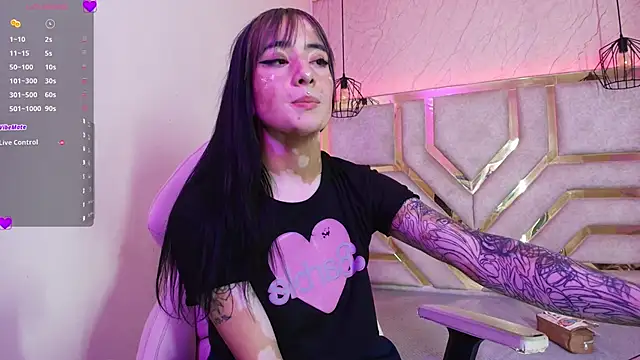 dayana harlow2 online show from 11/12/25, 01:10