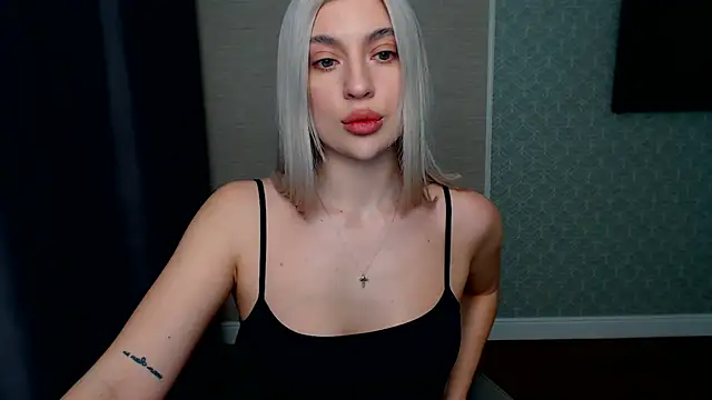 hot-sasha9 online show from 02/23/26, 03:12