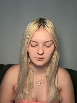 Allylove03 online show from 04/06/26, 04:19
