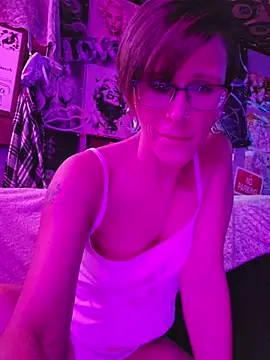 nephilaaranea online show from 05/25/26, 11:03