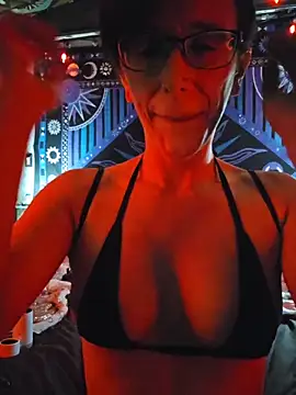 nephilaaranea online show from 03/31/26, 05:04