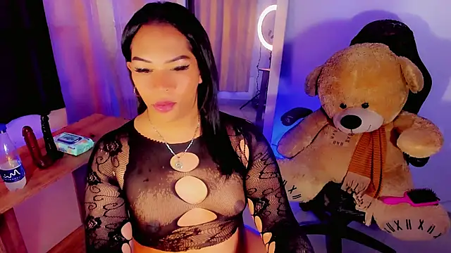 Zakura hot1 online show from 12/23/25, 08:35