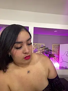 Snapshot of Sheeryl__ chatting on 06/12/26, 05:27 Sheeryl online show from 06/12/26, 05:27