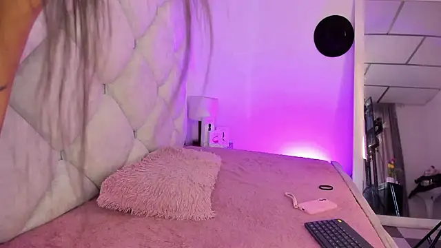 alessiaferry online show from 03/06/26, 06:36