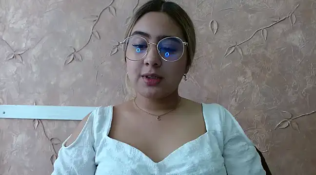 Miabonnett  online show from 03/15/25, 03:06