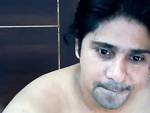 Snapshot of rockkohunterr chatting on 09/20/25, 05:23 rockkohunterr online show from 09/20/25, 05:23