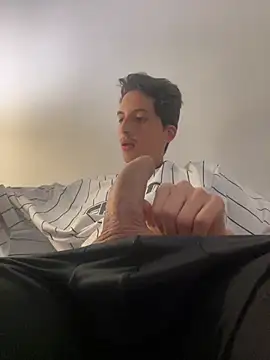 CamiloXx04 online show from 01/16/25, 03:02