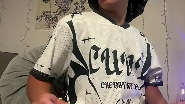 Snapshot of tsjaden777 chatting on 06/09/26, 11:55 tsjaden777 online show from 06/09/26, 11:55