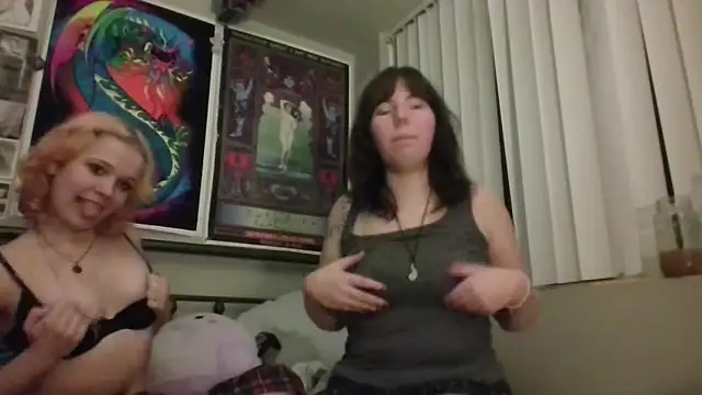 lanaspeltbackward online show from 11/10/25, 06:51