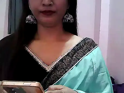 Snapshot of Model-Tanya chatting on 02/05/25, 01:22 Model-Tanya online show from 02/05/25, 01:22