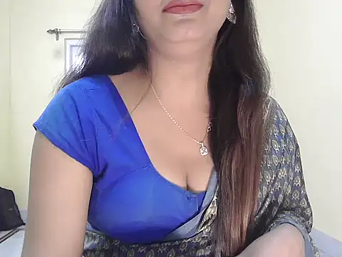 Snapshot of Model-Tanya chatting on 12/16/25, 10:19 Model-Tanya online show from 12/16/25, 10:19