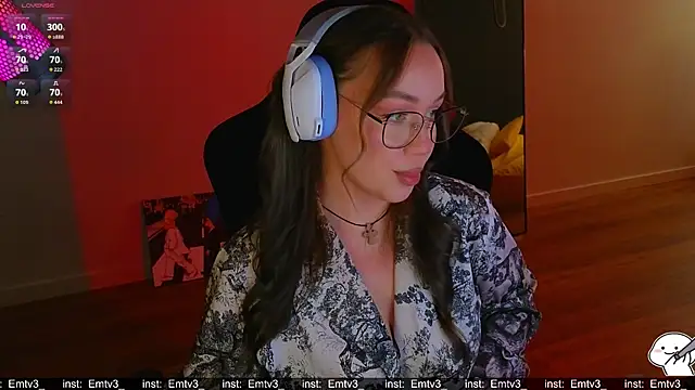 Emili1- online show from 07/28/26, 11:39