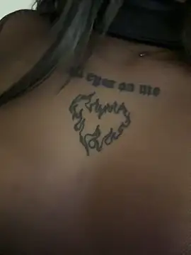 eva elifee online show from 04/22/26, 07:59