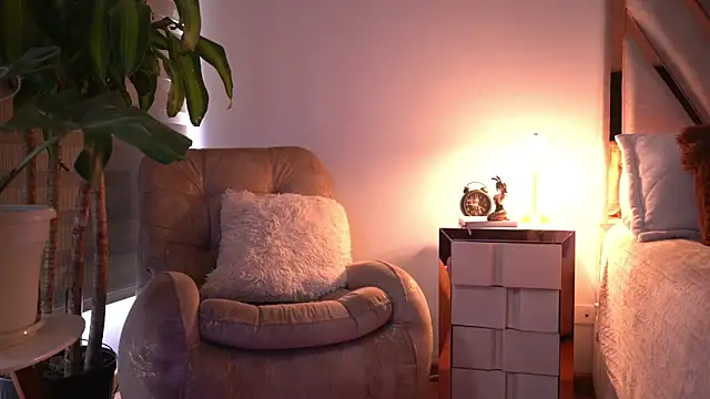  Andyy   online show from 10/26/25, 09:48