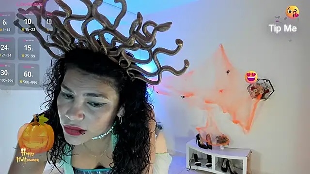 amelyaDreams online show from 10/31/25, 01:30