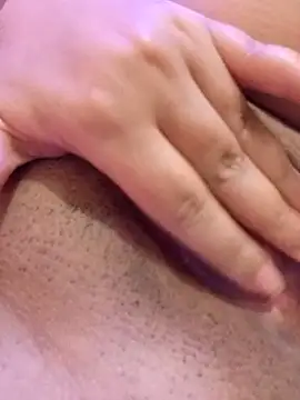 Mimy khalifa online show from 11/18/25, 04:27