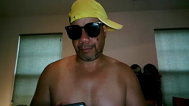 pimpdaddy4ever online show from 04/19/26, 06:10