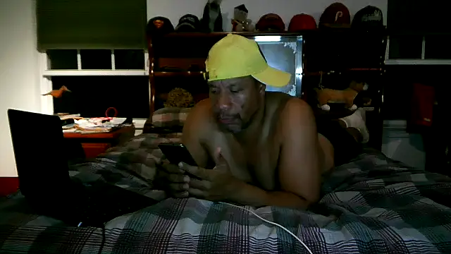 Snapshot of pimpdaddy4ever chatting on 10/30/25, 12:53 pimpdaddy4ever online show from 10/30/25, 12:53