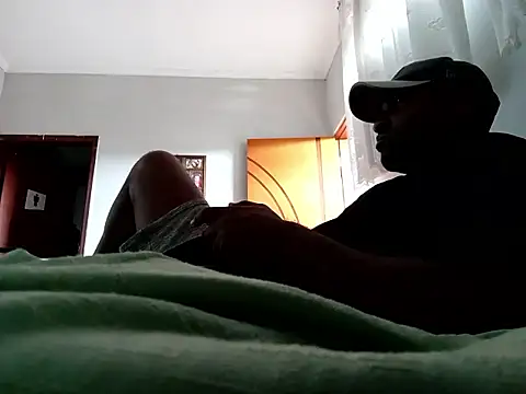 Beto0815 online show from 02/04/26, 04:13