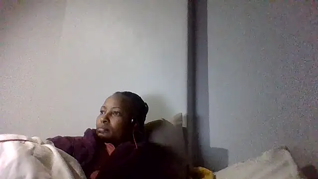 Snapshot of BabeAssXX chatting on 07/18/26, 06:05 BabeAssXX online show from 07/18/26, 06:05