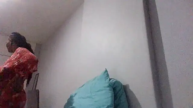 BabeAssXX online show from 12/18/25, 04:33