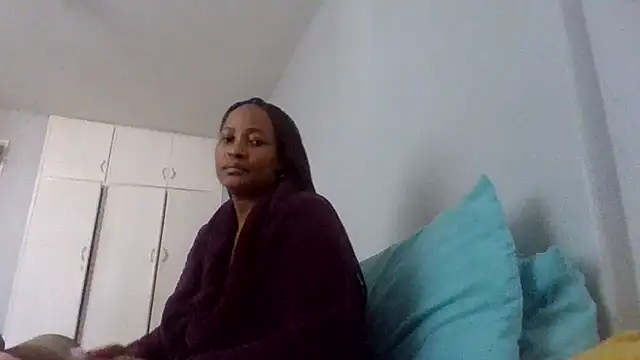 BabeAssXX online show from 04/19/26, 07:53