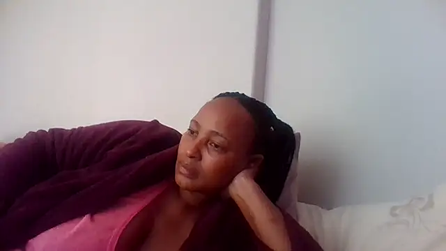 BabeAssXX online show from 11/28/25, 04:07