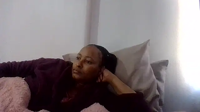 BabeAssXX online show from 11/21/25, 04:33