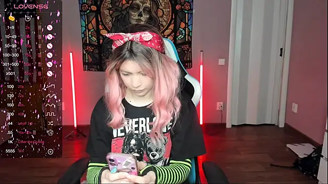 Snapshot of Project_hisoka chatting on 11/08/25, 03:26 Project hisoka online show from 11/08/25, 03:26