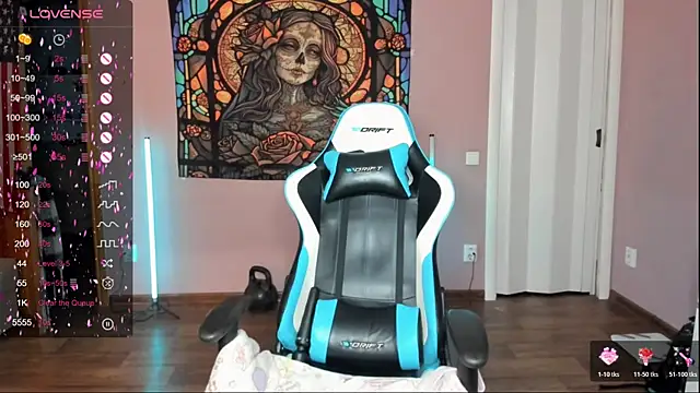 Snapshot of Project_hisoka chatting on 11/15/25, 12:58 Project hisoka online show from 11/15/25, 12:58